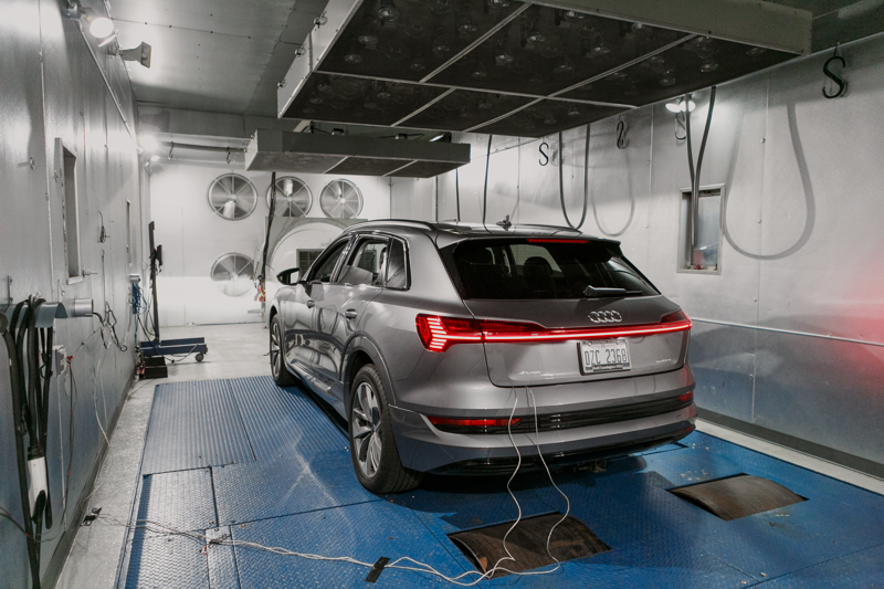 EDP215-Car Car Test Chamber
